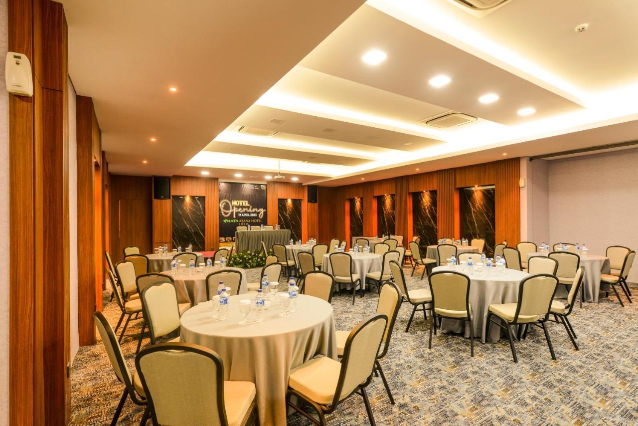 Nata Azana Hotel Solo Экстерьер фото