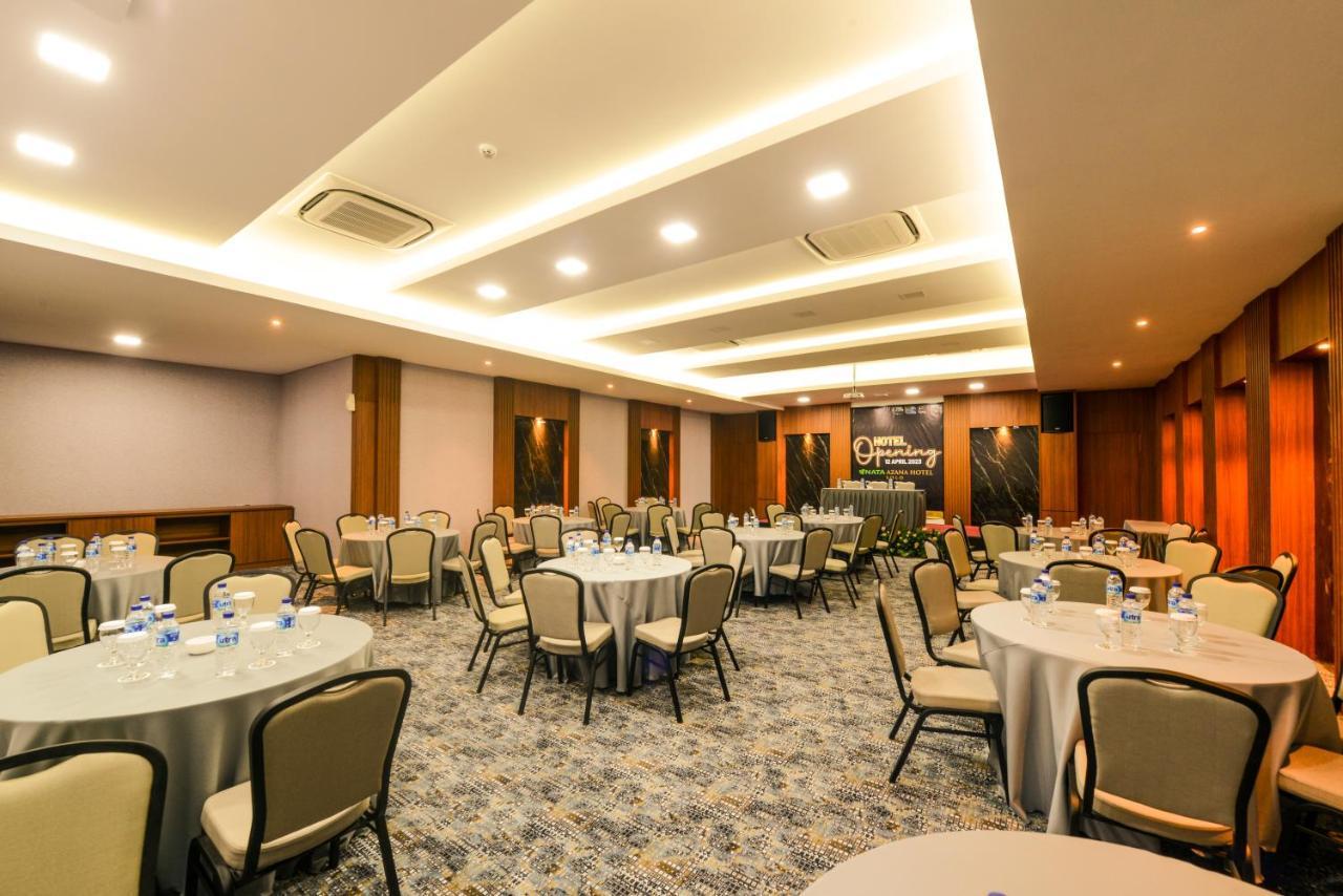 Nata Azana Hotel Solo Экстерьер фото